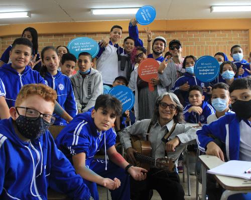 FotografoFoto Alcaldía de Medellín:La Alcaldía de Medellín lanza el concurso “Dame Razones para bailar” como parte de las estrategias para fortalecer la salud mental.